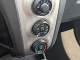 2010 Toyota Yaris photo 16