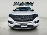 2021 Ford Explorer photo 16