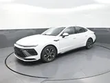2025 Hyundai Sonata photo 3