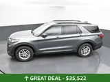 2025 Ford Explorer photo 38