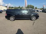 2019 Ford Flex photo 2