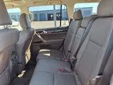 2017 Lexus GX photo 21