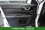 2025 Jeep Compass photo 19
