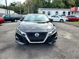 2020 Nissan Altima photo 2