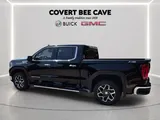 2026 GMC Sierra 1500 photo 9