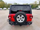2021 Jeep Wrangler photo 6