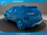 2019 Jeep Cherokee photo 7