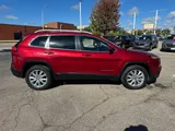 2016 Jeep Cherokee photo 8