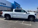 2026 GMC Sierra 1500 photo 7