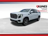 2026 GMC Yukon XL photo 8