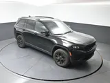 2025 Jeep Grand Cherokee photo 17