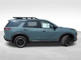 2026 Nissan Pathfinder photo 8