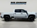 2024 Chevrolet Silverado 2500HD photo 8