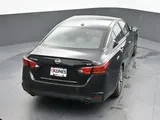 2024 Nissan Altima photo 12
