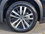 2025 Nissan Pathfinder photo 8