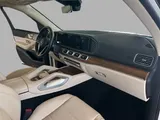 2025 Mercedes-Benz GLS photo 23