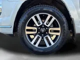 2020 Toyota 4Runner photo 12