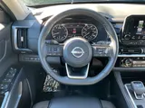 2025 Nissan Pathfinder photo 4