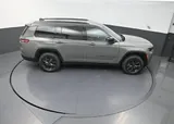 2027 Jeep Grand Cherokee L photo 17