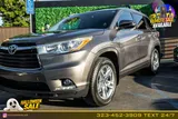 2016 Toyota Highlander photo 2