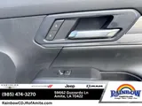 2025 GMC Terrain photo 14