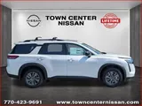 2026 Nissan Pathfinder photo 8