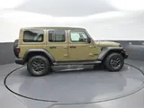2026 Jeep Wrangler photo 9