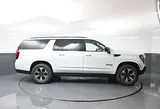 2026 GMC Yukon XL photo 4