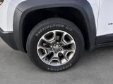 2022 Jeep Cherokee photo 9
