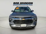 2024 Chevrolet Trailblazer photo 2