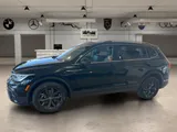 2024 Volkswagen Tiguan photo 2