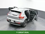 2025 Volvo XC40 photo 52