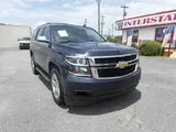 2017 Chevrolet Tahoe photo 2