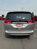2020 Chrysler Voyager photo 6