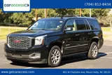 2020 GMC Yukon photo 2