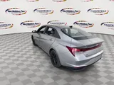 2021 Hyundai Elantra photo 7