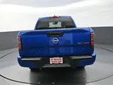 2024 Nissan Frontier photo 7