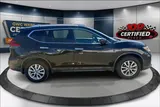 2017 Nissan Rogue photo 3