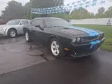 2012 Dodge Challenger photo 2