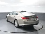 2024 Chevrolet Malibu photo 11