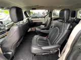 2022 Chrysler Pacifica photo 13