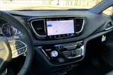 2026 Chrysler Pacifica photo 4