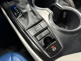 2020 Toyota Camry photo 36