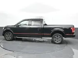 2016 Ford F-150 photo 8