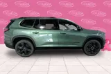2027 GMC Acadia photo 5