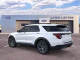 2026 Ford Explorer photo 4