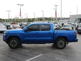2024 Nissan Frontier photo 2