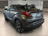 2021 Toyota C-HR photo 3
