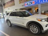 2023 Ford Explorer photo 6