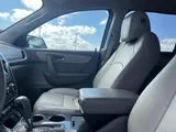 2017 Chevrolet Traverse photo 22